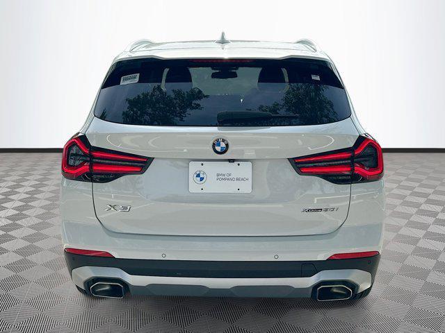 Photo of 2023 Alpine White BMW X3