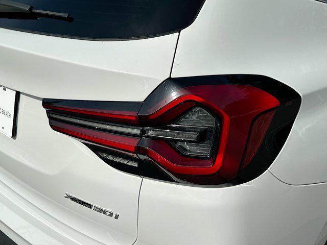 Photo of 2023 Alpine White BMW X3