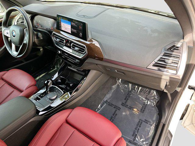 Photo of 2023 Alpine White BMW X3