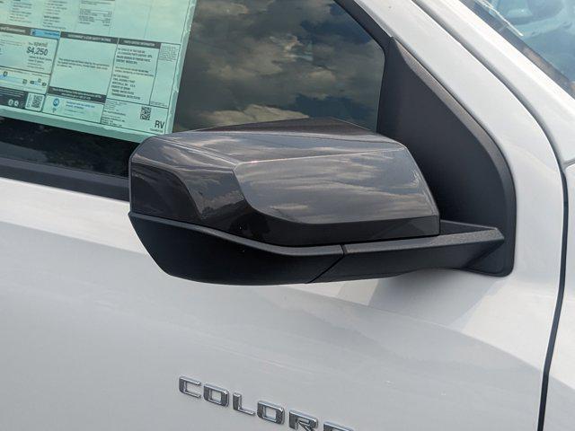 Photo of 2025 Summit White Chevrolet Colorado