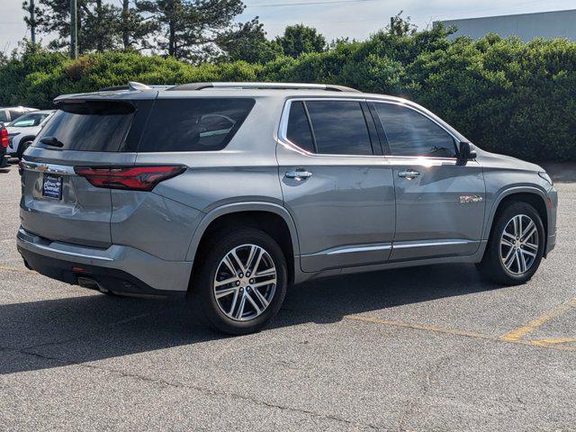 Photo of 2023 Sterling Gray Metallic Chevrolet Traverse