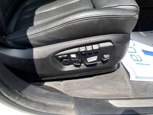 Photo of 2016 Mineral White Metallic BMW X6