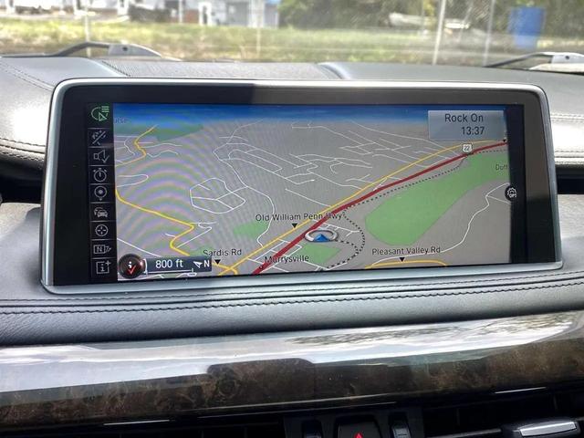Photo of 2016 Mineral White Metallic BMW X6
