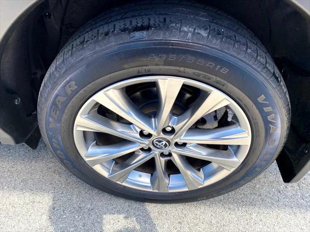 Photo of 2016 Magnetic Gray Metallic Toyota RAV4 Hybrid