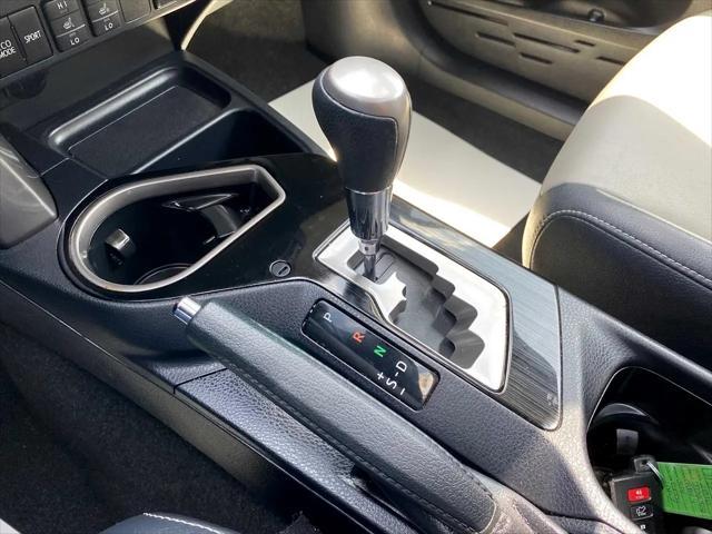 Photo of 2016 Magnetic Gray Metallic Toyota RAV4 Hybrid