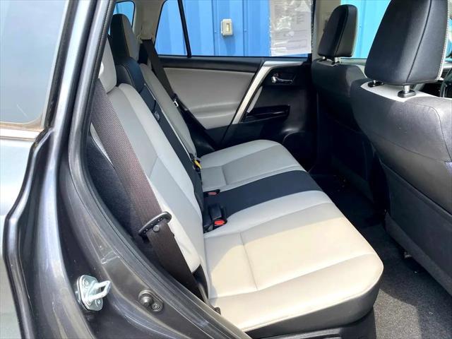 Photo of 2016 Magnetic Gray Metallic Toyota RAV4 Hybrid