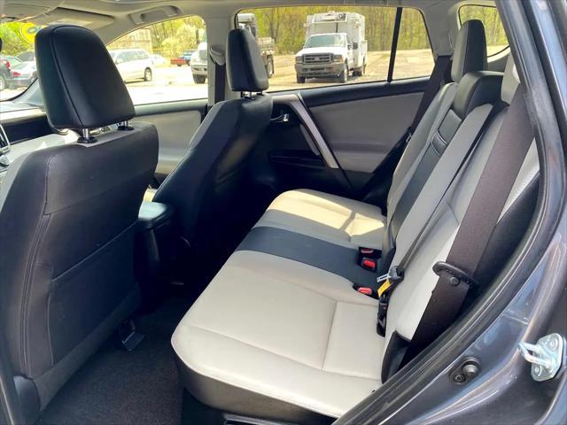 Photo of 2016 Magnetic Gray Metallic Toyota RAV4 Hybrid