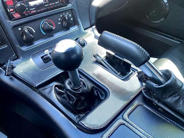 Photo of 1999 Viper Black Dodge Viper