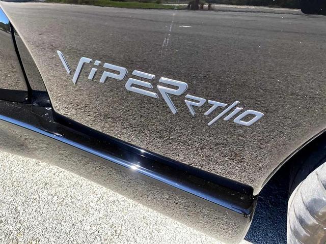 Photo of 1999 Viper Black Dodge Viper