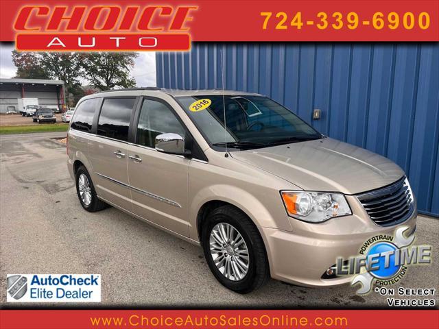 2016 Chrysler Town & Country