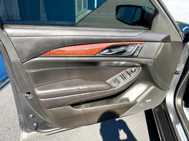 Photo of 2014 Phantom Gray Metallic Cadillac CTS