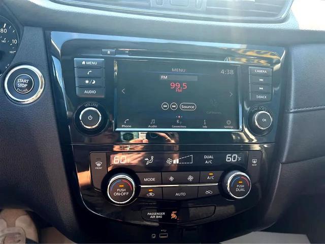 Photo of 2019 Brilliant Silver Metallic Nissan Rogue