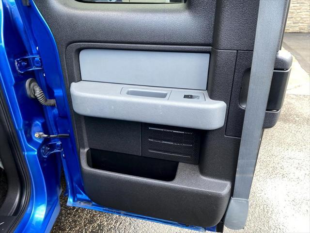 Photo of 2014 Blue Flame Metallic Ford F-150
