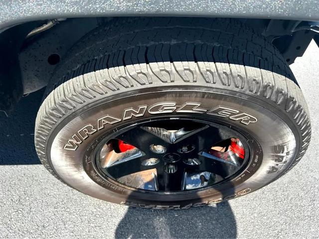 Photo of 2014 Black Clearcoat Jeep Wrangler Unlimited