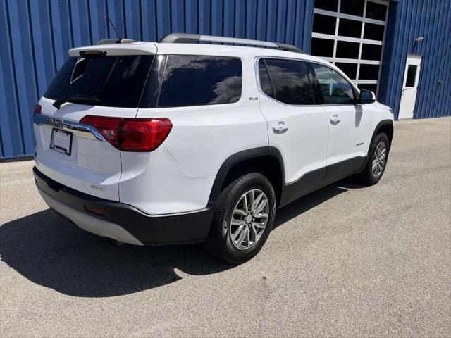 Photo of 2018 Summit White GMC Acadia