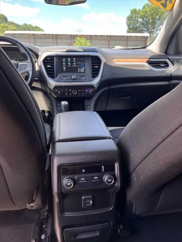 Photo of 2018 Summit White GMC Acadia