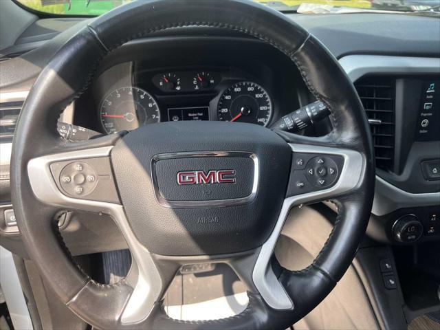 Photo of 2018 Summit White GMC Acadia