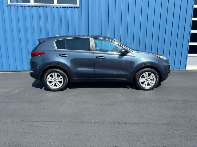 Photo of 2019 Pacific Blue Kia Sportage