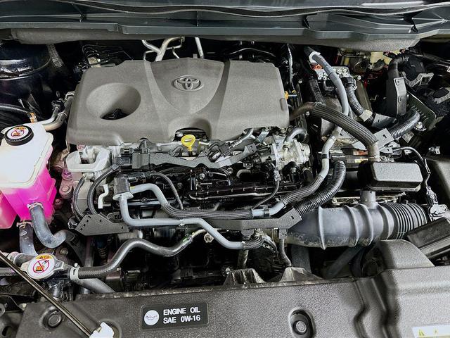 Photo of 2023 Midnight Black Metallic Toyota Sienna