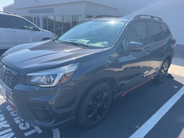 Photo of 2019 Dark Gray Metallic Subaru Forester