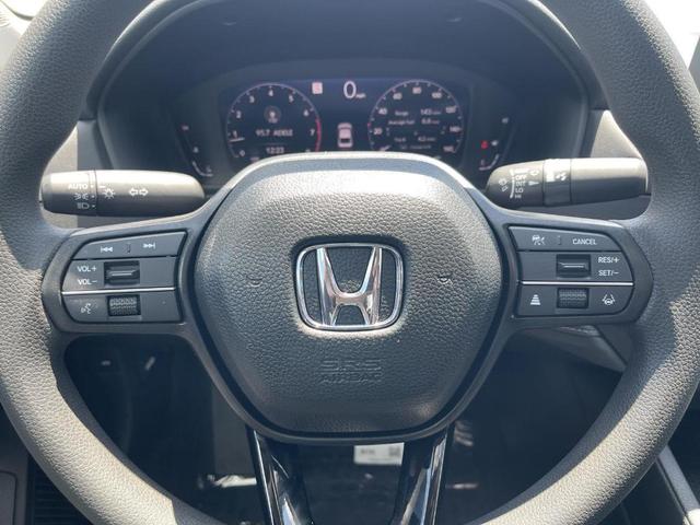 Photo of 2025 Platinum White Pearl Honda Accord
