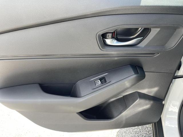 Photo of 2025 Platinum White Pearl Honda Accord