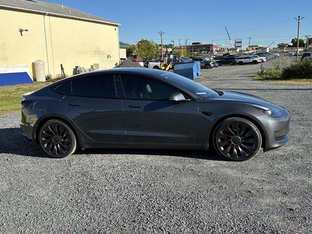 Photo of 2022 Midnight Silver Metallic Tesla Model 3