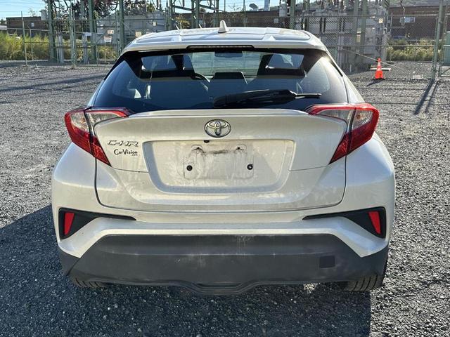 Photo of 2019 Blizzard Pearl Toyota C-HR