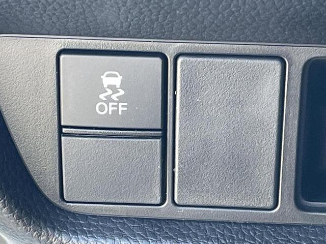 Photo of 2025 Platinum White Pearl Honda HR-V