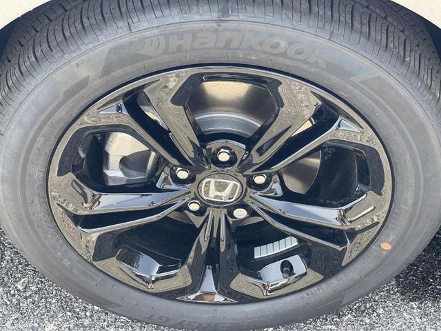 Photo of 2025 Solar Silver Metallic Honda Accord