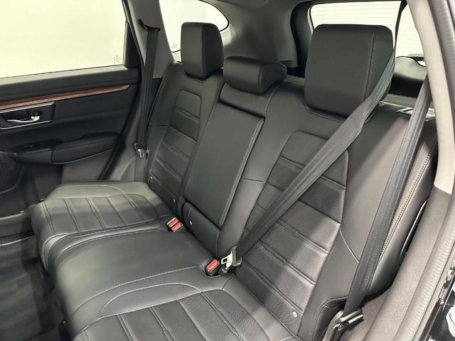 Photo of 2022 Crystal Black Pearl Honda CR-V