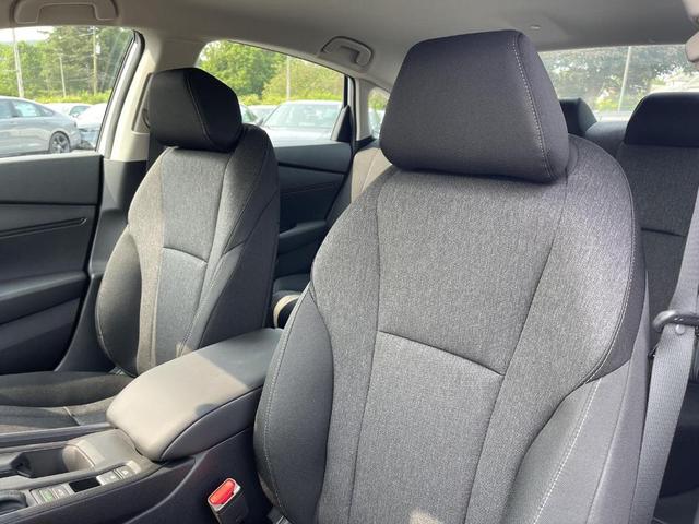 Photo of 2025 Platinum White Pearl Honda Accord