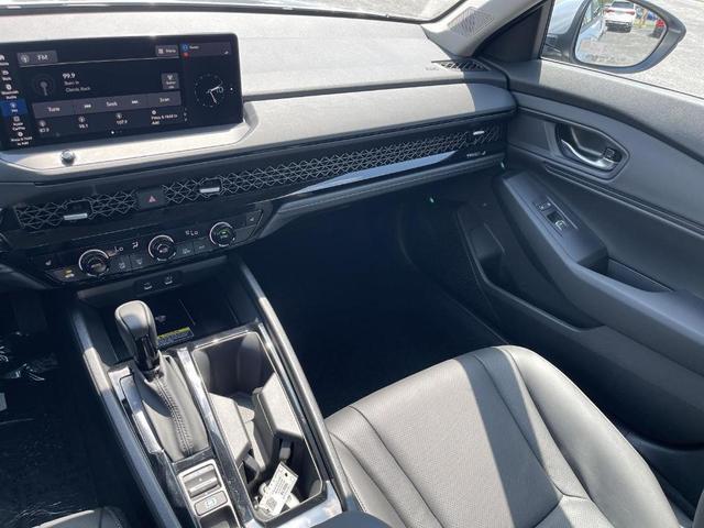 Photo of 2025 Solar Silver Metallic Honda Accord Hybrid