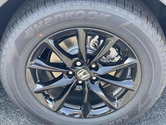 Photo of 2026 Platinum White Pearl Honda CR-V Hybrid