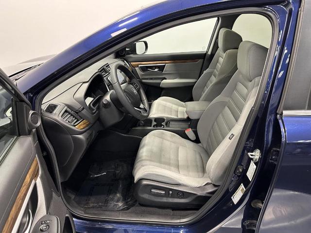 Photo of 2018 Obsidian Blue Pearl Honda CR-V