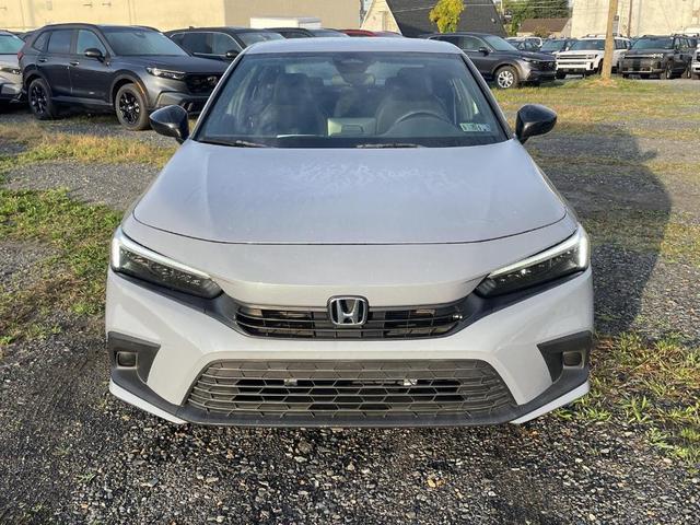 Photo of 2022 Sonic Gray Pearl Honda Civic