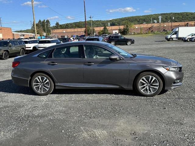 Photo of 2018 Modern Steel Metallic Honda Accord Hybrid