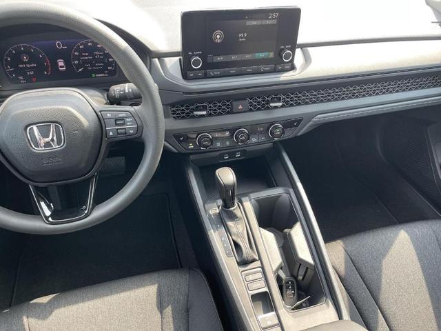 Photo of 2025 Urban Gray Pearl Honda Accord