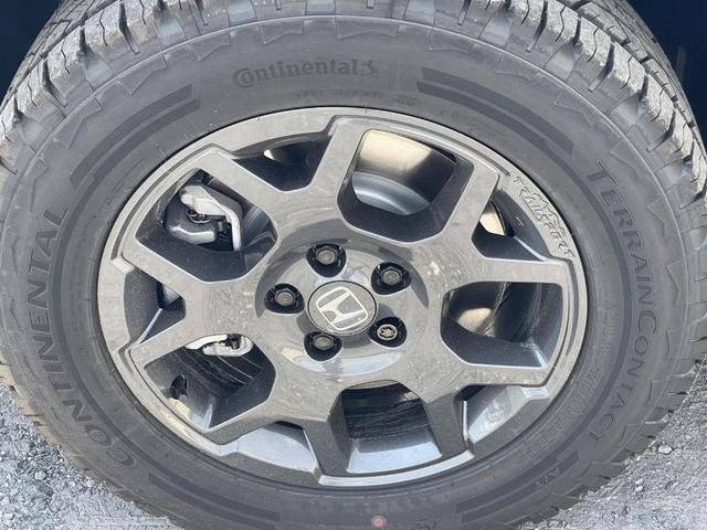 Photo of 2025 Lunar Silver Metallic Honda Pilot