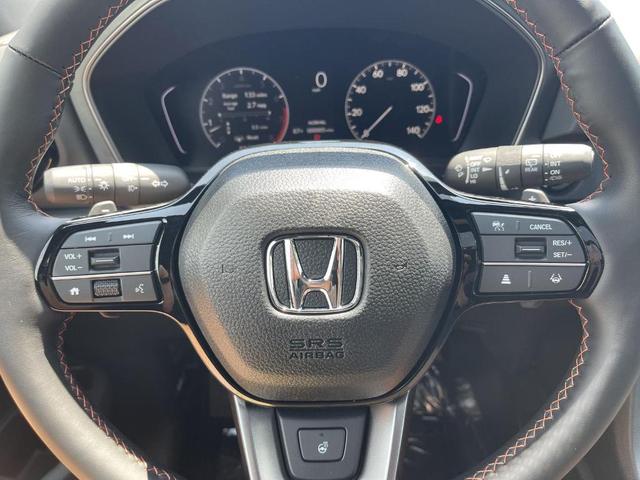 Photo of 2025 Lunar Silver Metallic Honda Pilot