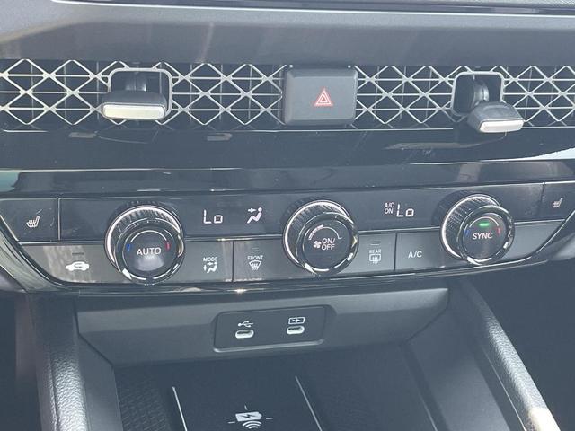 Photo of 2025 Platinum White Pearl Honda Accord Hybrid