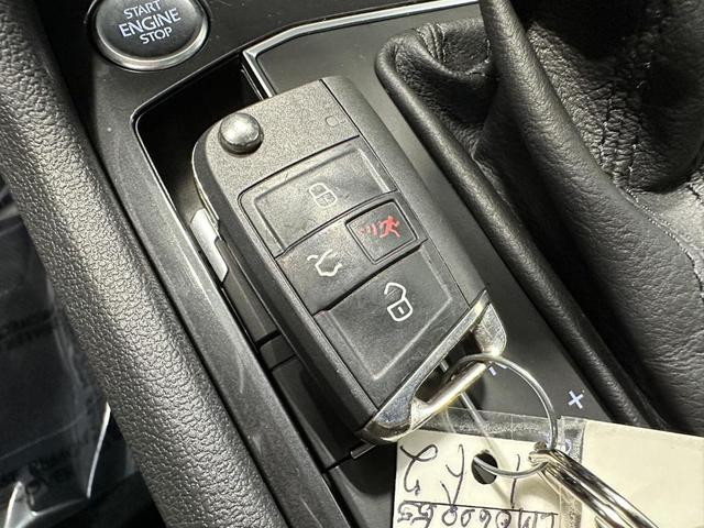 Photo of 2020 Platinum Gray Metallic Volkswagen Tiguan