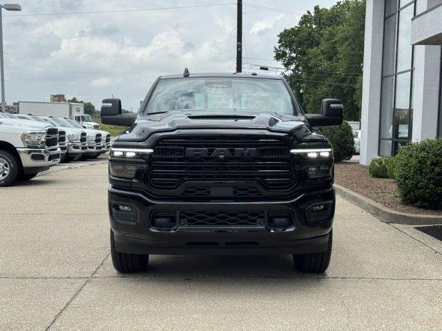 Photo of 2025 Diamond Black RAM 2500