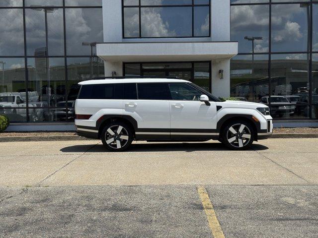 Photo of 2025 White Hyundai SANTA FE HEV