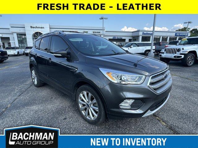 Photo of 2017 Magnetic Metallic Ford Escape