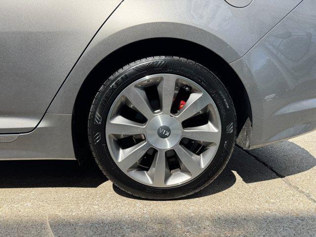 Photo of 2013 Titanium Metallic Kia Optima