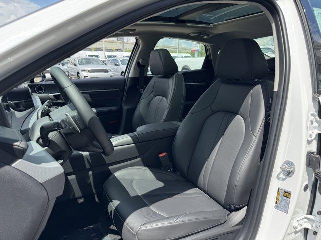 Photo of 2025 White Hyundai SONATA Hybrid