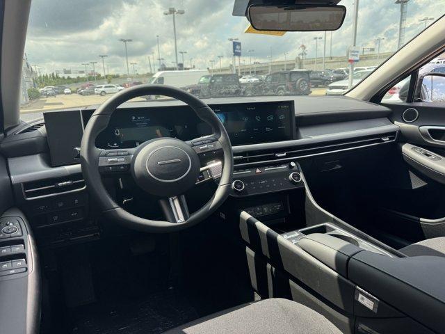 Photo of 2025 Portofino Gray Hyundai SONATA Hybrid