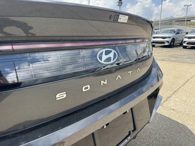 Photo of 2025 Portofino Gray Hyundai SONATA Hybrid