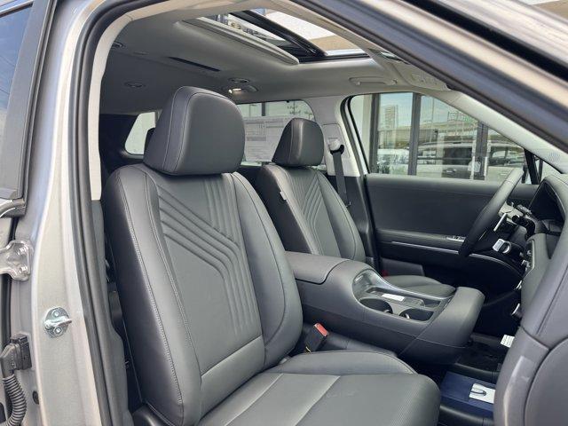 Photo of 2026 Silver Metallic Hyundai PALISADE